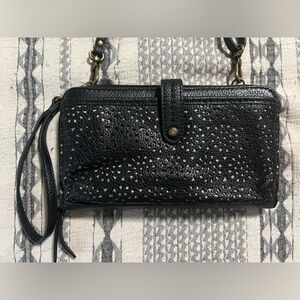 The Sak Black Leather Crossbody Phone Wallet Bag